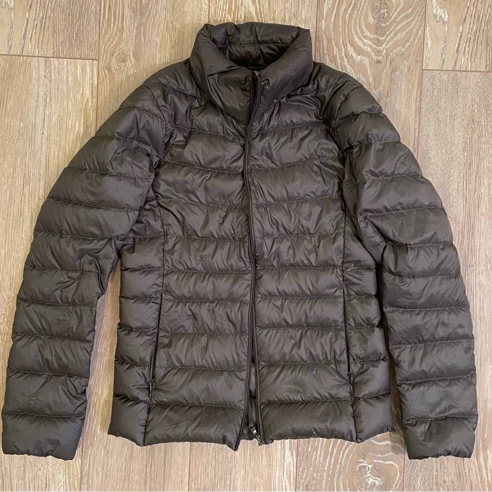 Packable Down Uniqlo Jacket in Olive